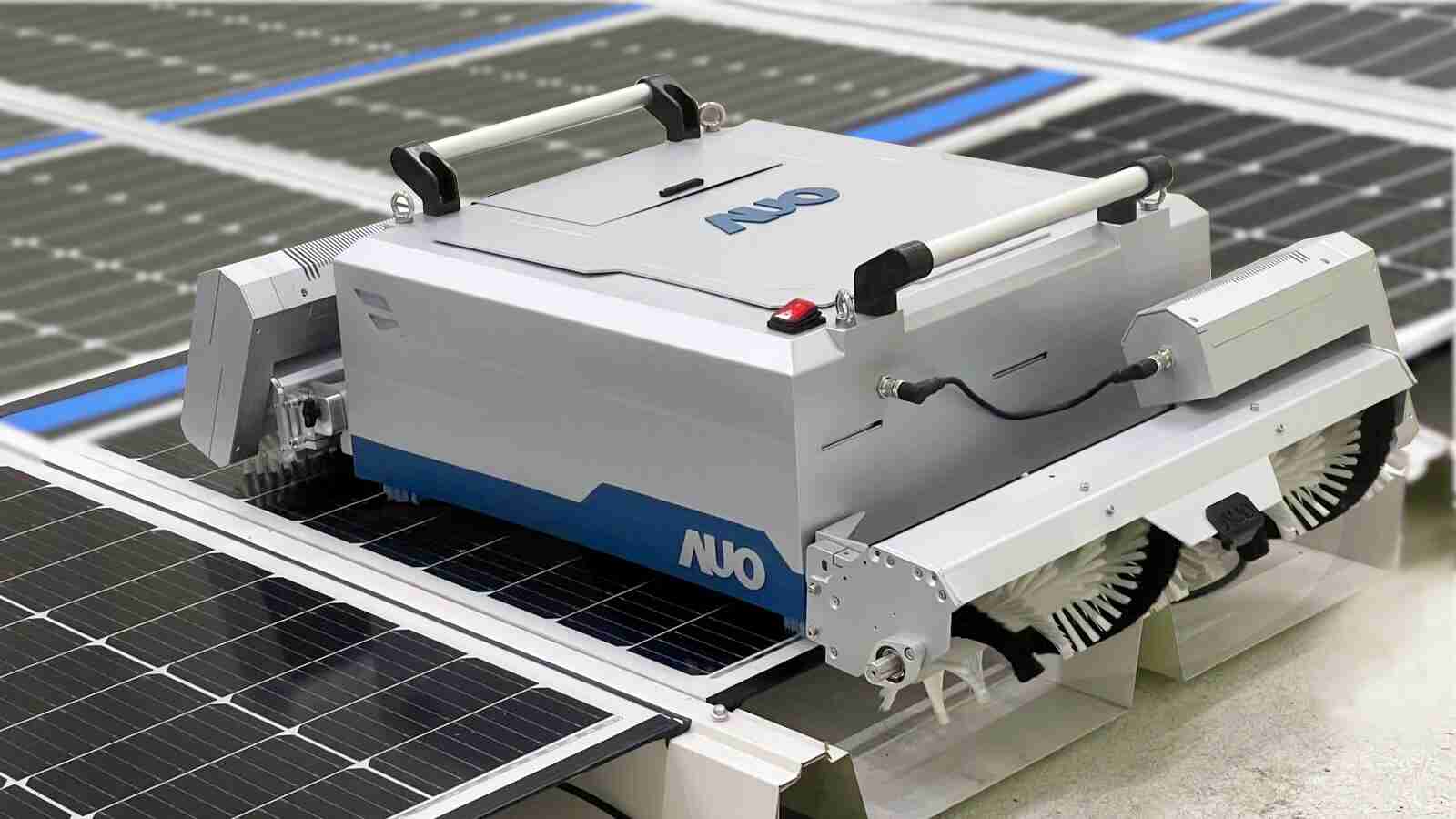 菠菜论坛致力EPC场域技术升级，，导入清洁机器人搭配传感器与AI数据分析，，，大幅减少维运成本