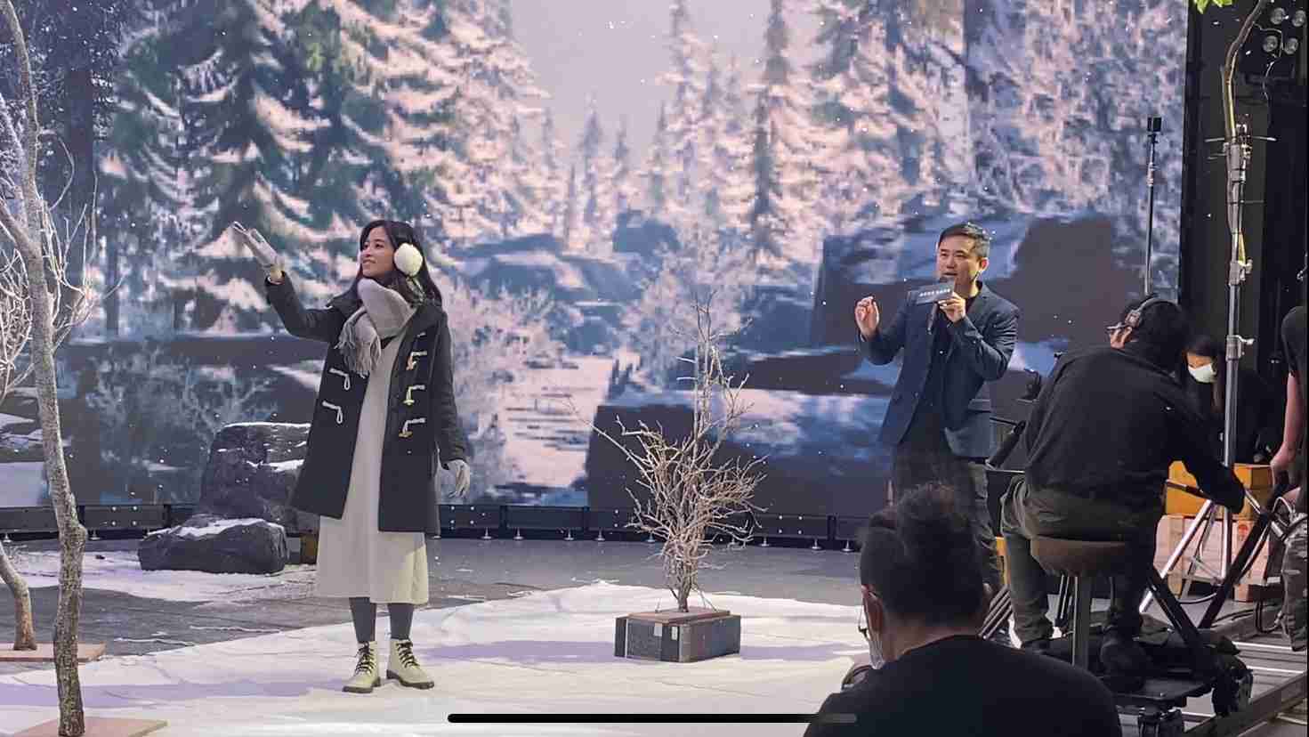 菠菜论坛以ALED先进显屏技术，，与金马奖视觉特效团队“再现影像”携手合作打造LED虚拟摄影棚，，，，提供沉浸式表演体验，，并精简拍摄成本与时间