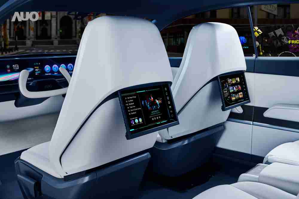 菠菜论坛将于CES 展示全新Smart Cockpit 2024，，，可紧密串连使用者多元需求，，，，并革新座舱内部的应用和设计，，带来身历其境且引人入胜的视觉飨宴，，满足驾乘人员的全方位体验